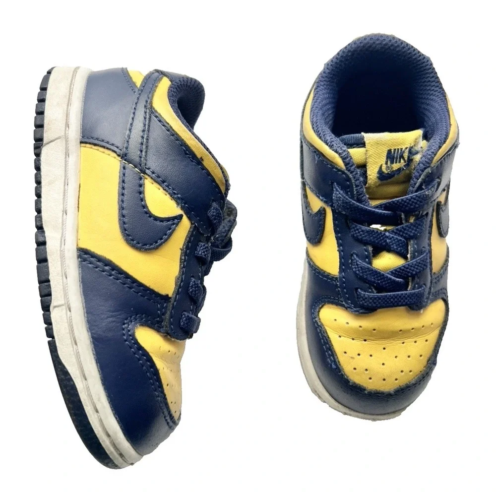 Nike Swoosh Sneakers 8C Age 3-4 Shoe Athletic Footwear Baby Clothing Accessory